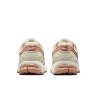WMNS ZOOM VOMERO 5 "ROSE GOLD"
