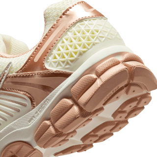 WMNS ZOOM VOMERO 5 "ROSE GOLD"