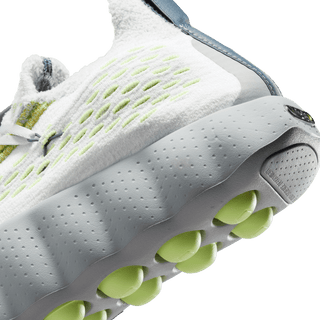 MIND 002 FLYKNIT QS "WHITE/DARK GREY"