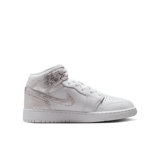 AIR JORDAN 1 MID SE (GS) - WHITE / FIELD SILVER
