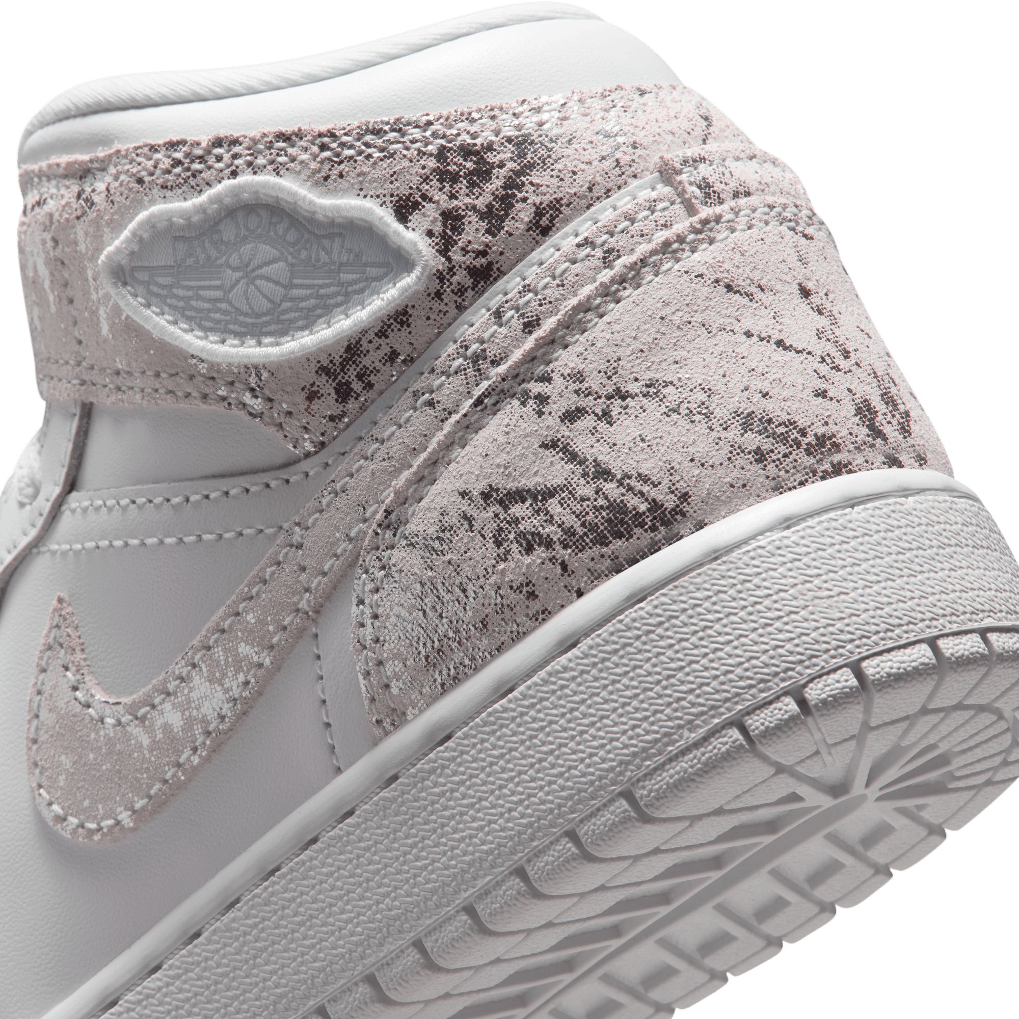 AIR JORDAN 1 MID SE (GS) - WHITE / FIELD SILVER AIR JORDAN 1 MID SE (GS) - WHITE / FIELD SILVER