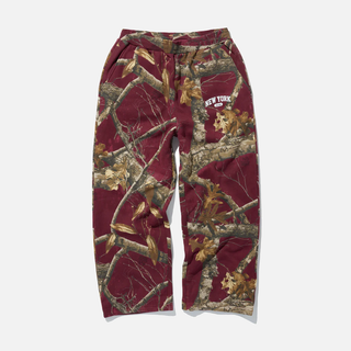 NEW YORK ARCH OPEN HEM SWEATPANT - MERLOT