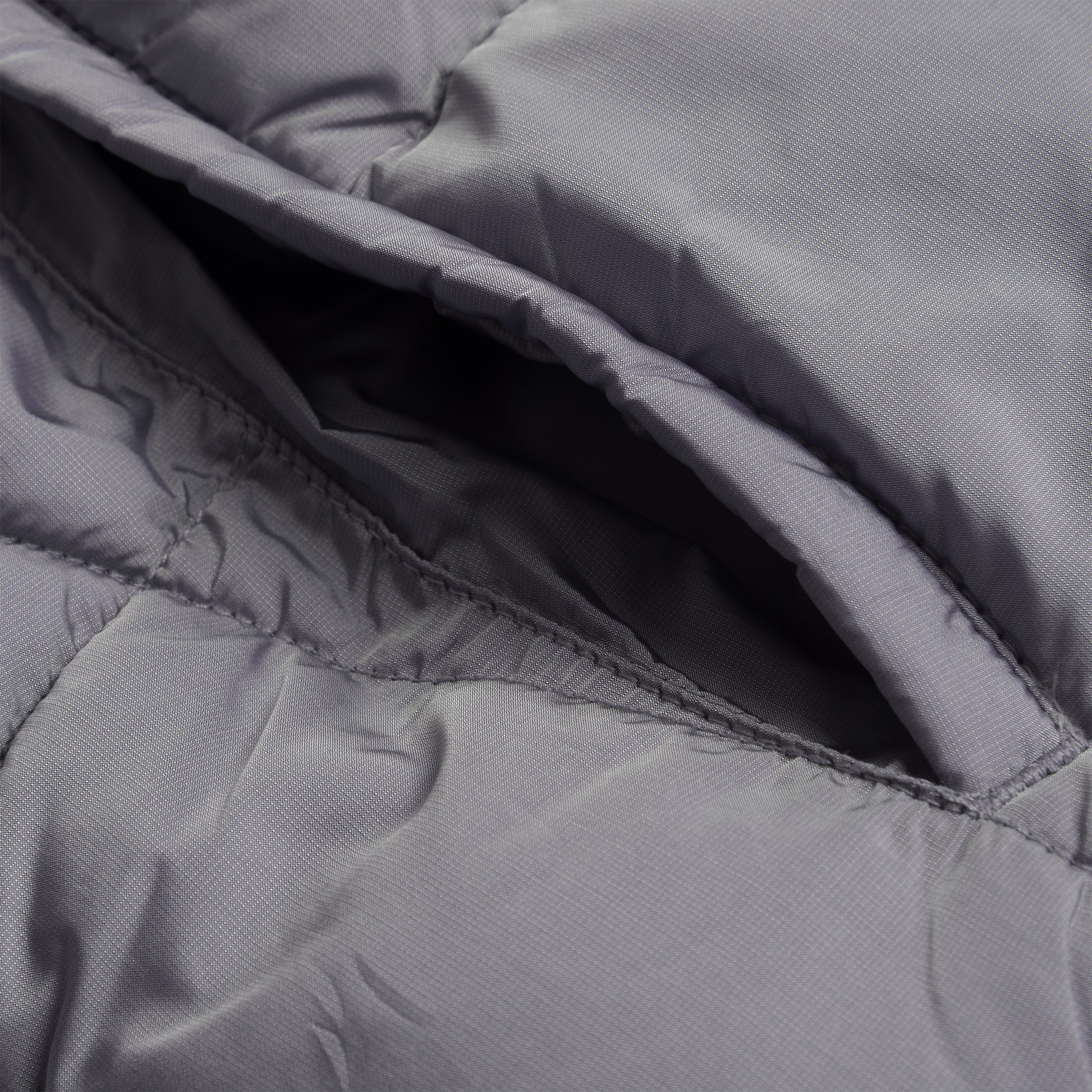 MIDWEIGHT WAVE PUFFER JACKET - SILVER GREY