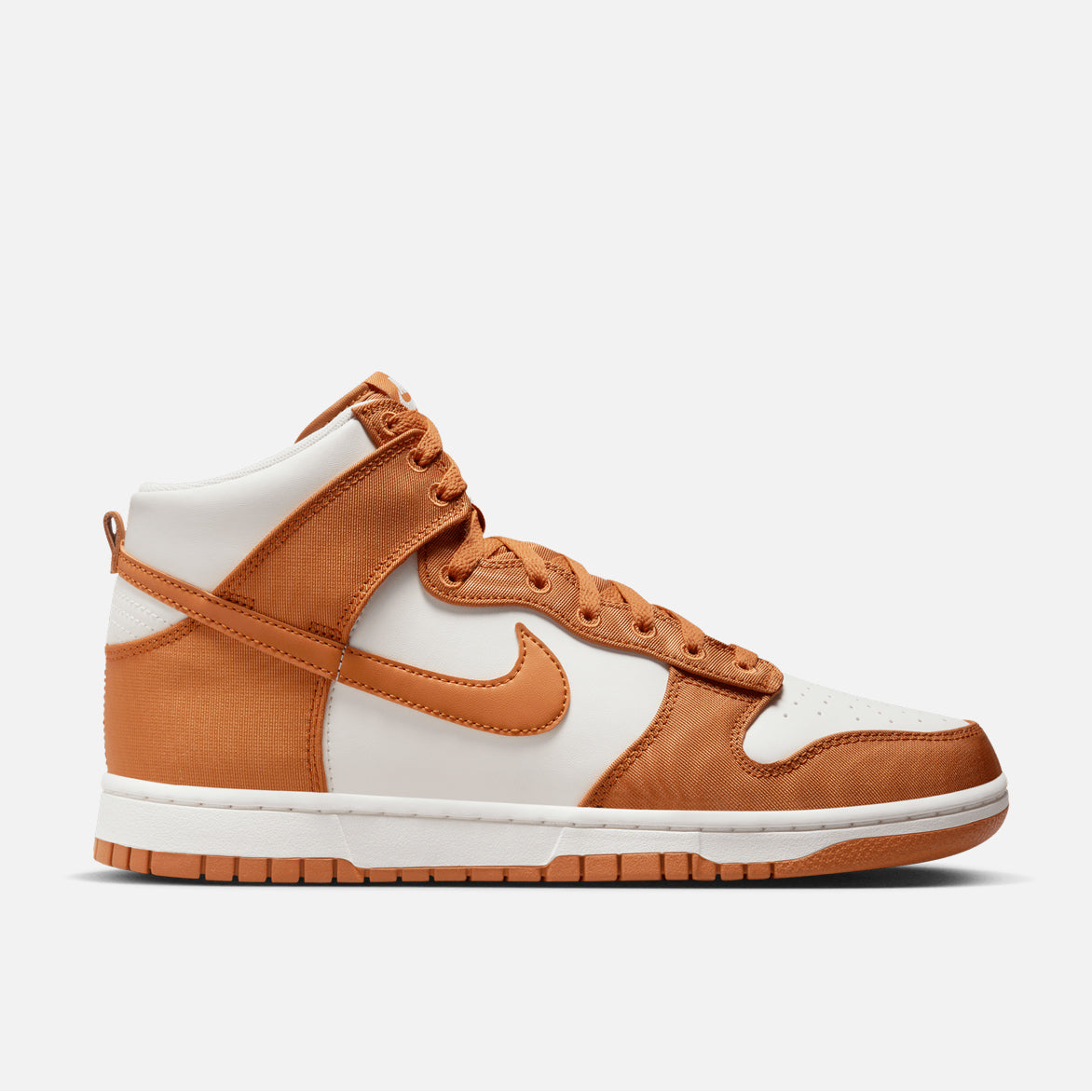 DUNK HIGH RETRO SE "MONARCH"