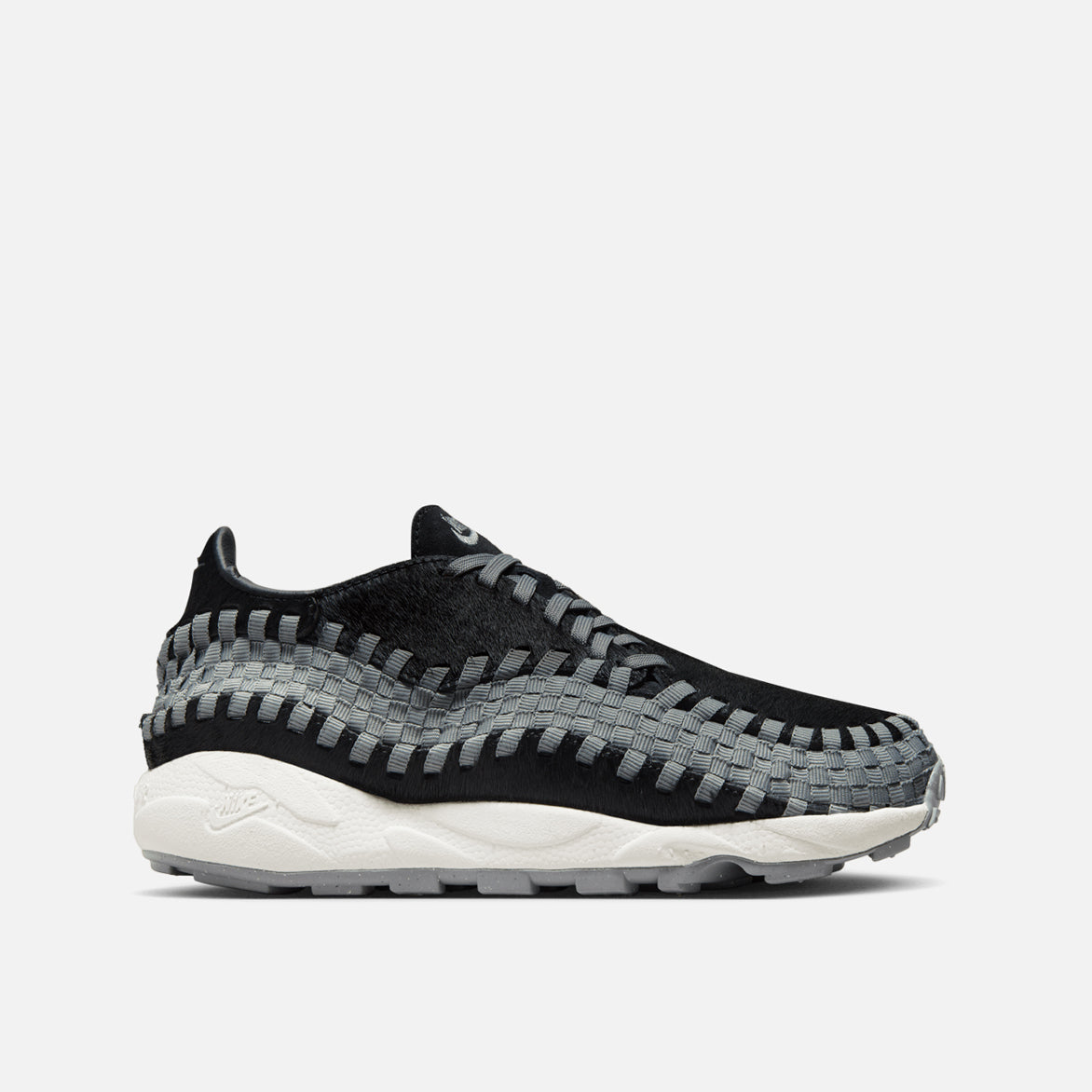 WMNS AIR FOOTSCAPE WOVEN "BLACK / SMOKE GREY"