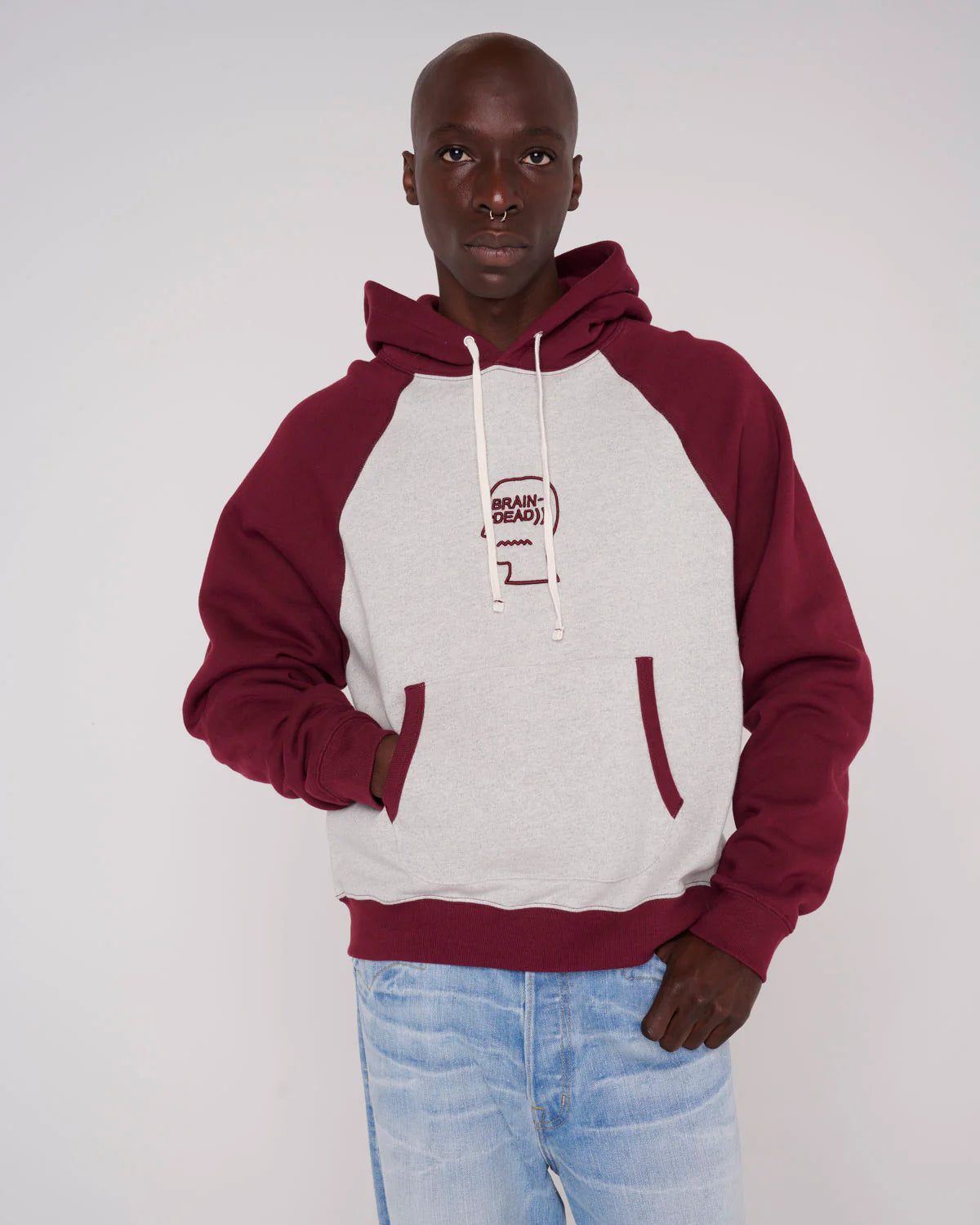 FLEECE LOGO HEAD RAGLAN HOODIE - OATMEAL MAROON FLEECE LOGO HEAD RAGLAN HOODIE - OATMEAL MAROON