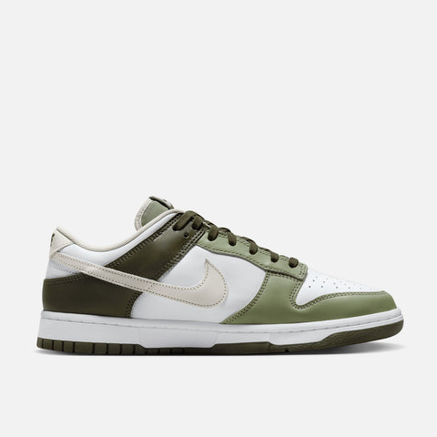 DUNK LOW "OIL GREEN"