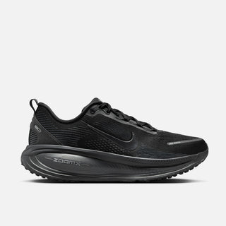VOMERO 18 - BLACK / DARK SMOKE GREY