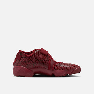 WMNS AIR RIFT "TEAM RED"