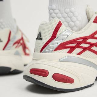 ADISTAR XLG 2.0 - POWER RED / CORE BLACK / OFF WHITE