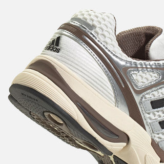 ADISTAR CONTROL 5 - CLOUD WHITE / CORE BLACK / CORE WHITE