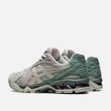 GEL-KAYANO 14 - LIGHT SAGE / SMOKE GREY