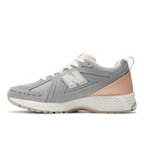 1906R - GREY / TAN