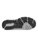 860V2 "SILVER BLACK"