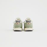 MADE IN THE USA 990V4 "OLIVE INCENSE"