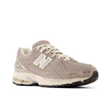 1906R - BEIGE / CREAM