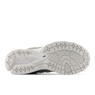 1906R - WHITE / NAVY / SILVER METALLIC