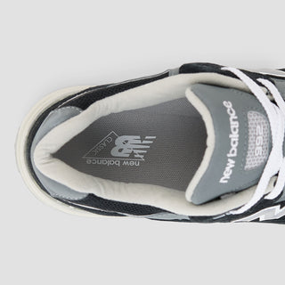 992 MADE IN USA - BLACK