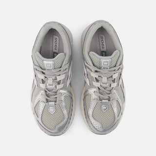 1906R (GS) - SILVER METALLIC / MILK VIOLET