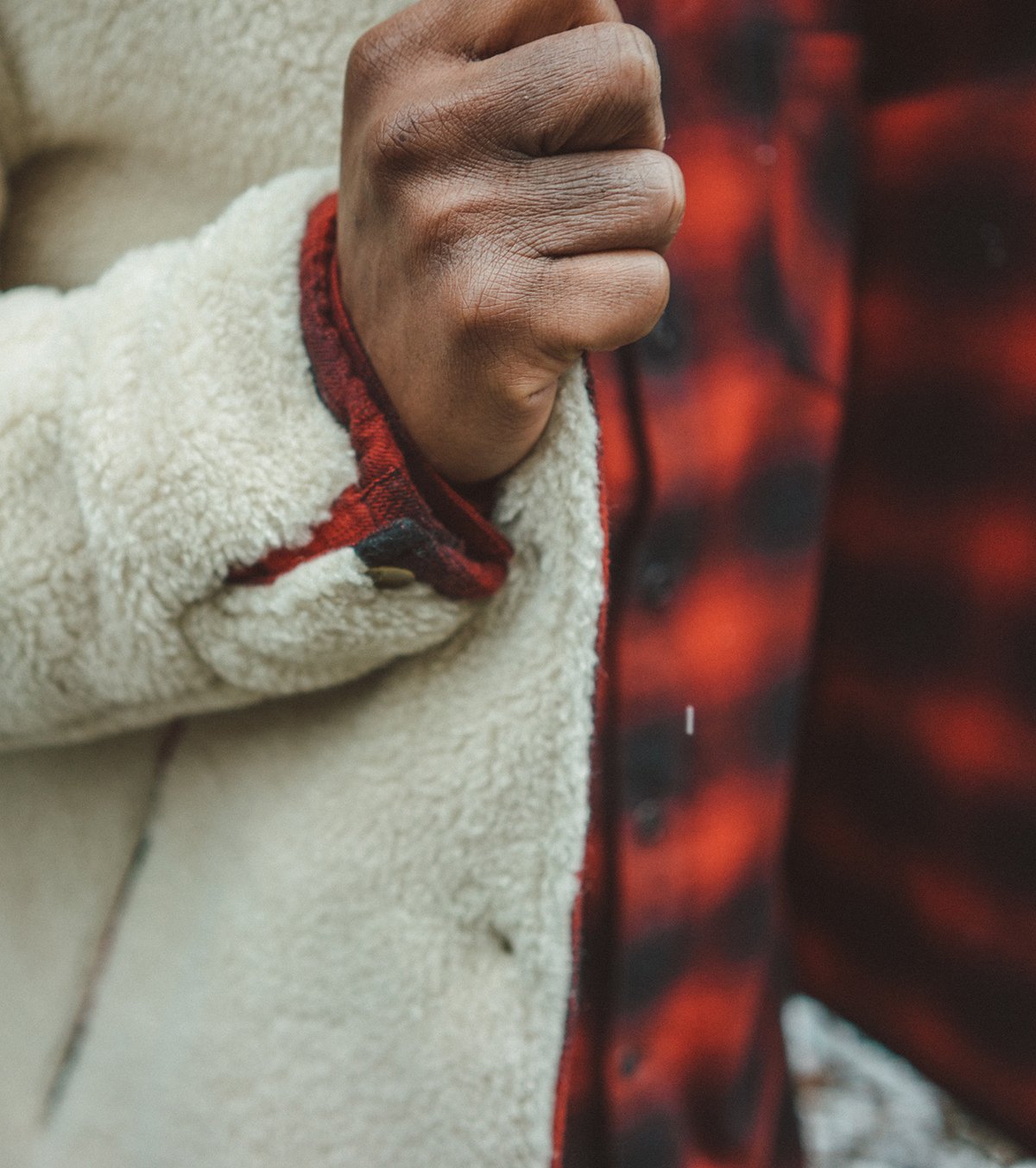 REVERSIBLE SHERPA JKT - RED PLAID