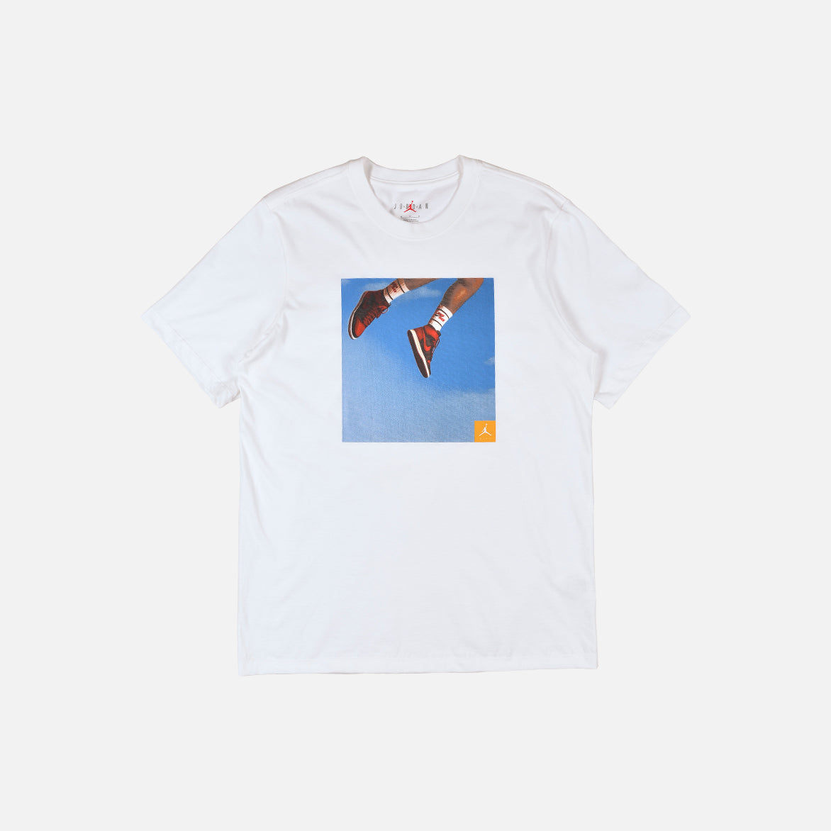 JUMPMAN "BRED 1" PHOTO TEE - WHITE