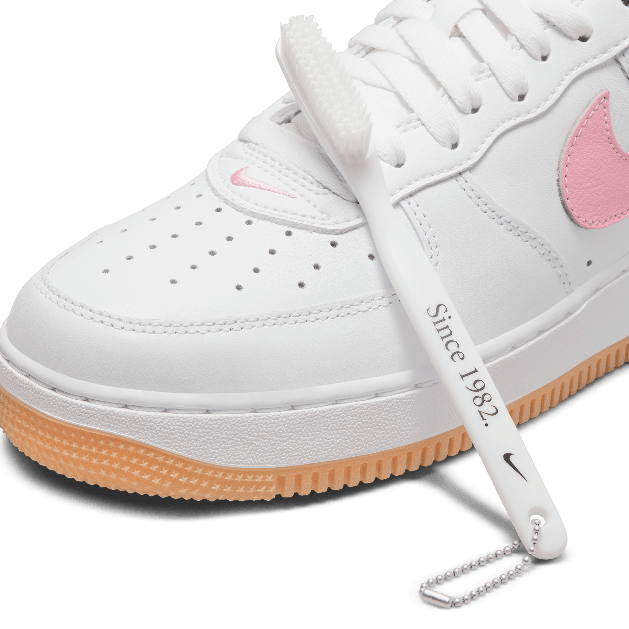 AIR FORCE 1 LOW RETRO "COLOR OF THE MONTH" - WHITE / PINK / GUM