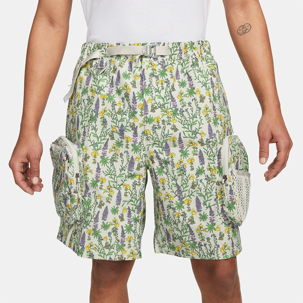 NIKE ACG FLORAL CARGO SHORT –