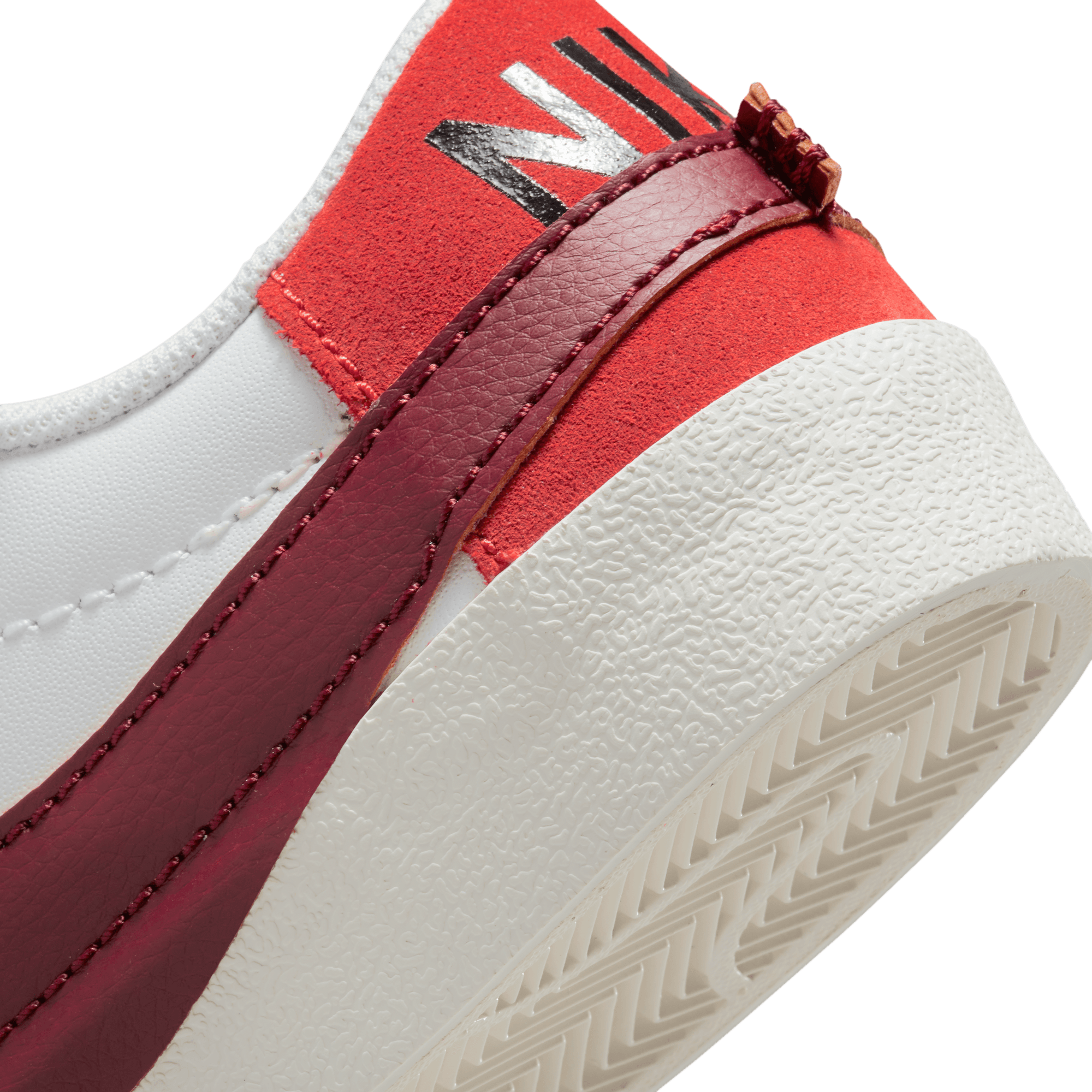 WMNS BLAZER LOW `77 JUMBO - WHITE / DARK BEETROOT