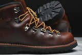 MOUNTAIN PASS - DARK BROWN