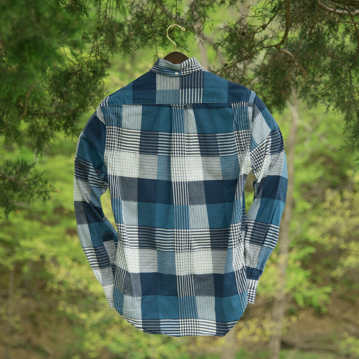 VINTAGE PLAID BUTTON DOWN - BLUE / WHITE