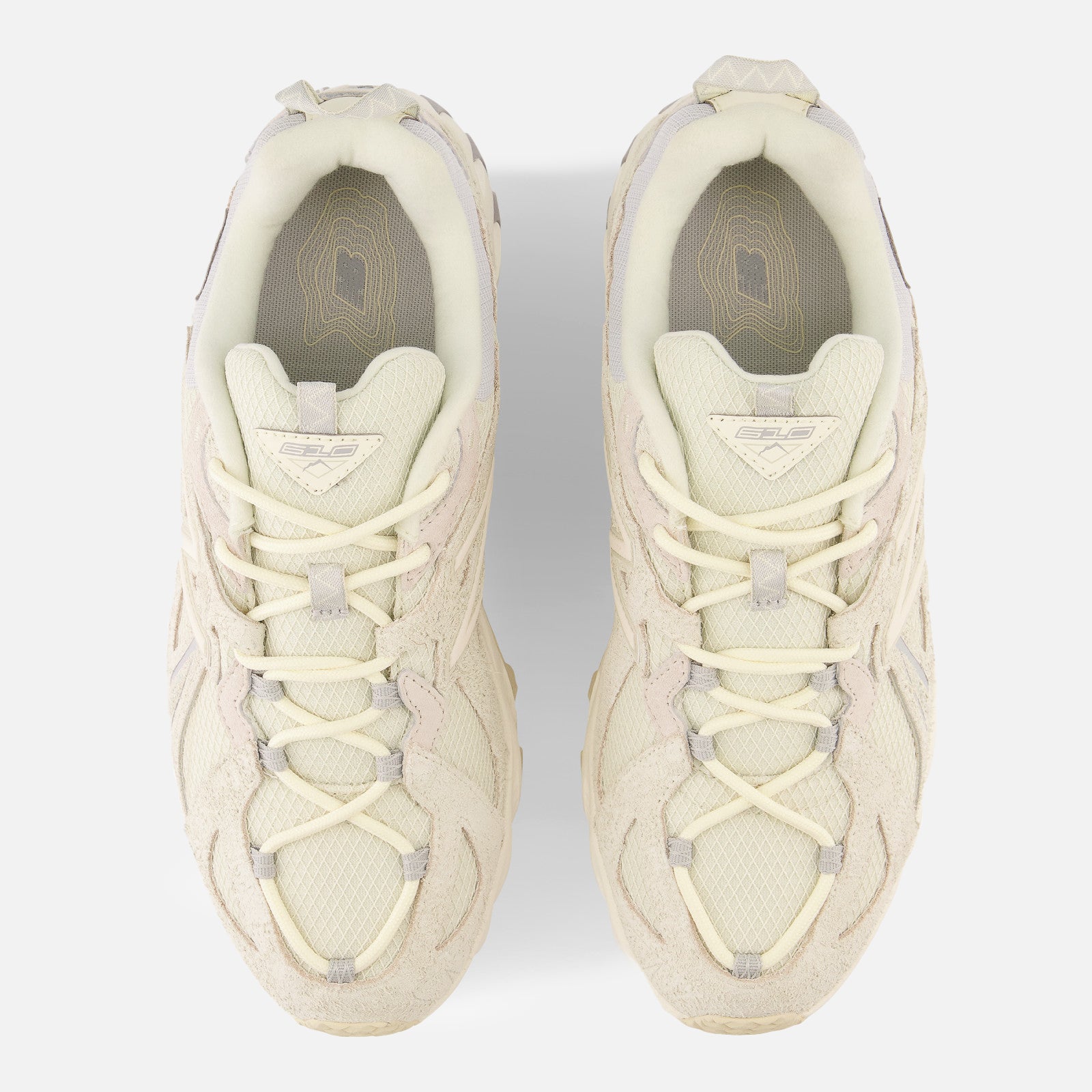 610V1 - ANGORA / TURTLEDOVE / LIGHT ARCTIC GREY