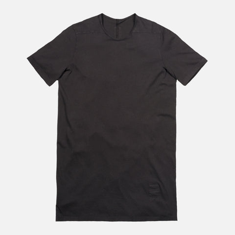 DRKSHDW LEVEL TEE - BLACK