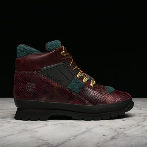 AWAKE NY X TIMBERLAND SPORT TREKKER "BEEF & BROC"