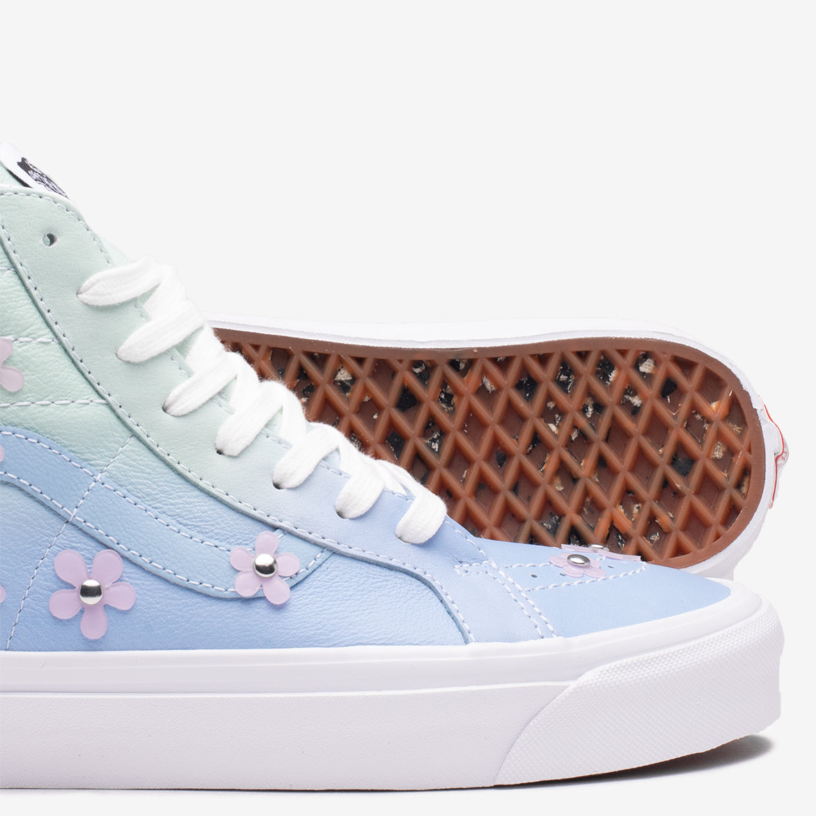 SANDY LIANG X SPONGEBOB X VANS SK8-HI 38 DX "SANDY CHEEKS"