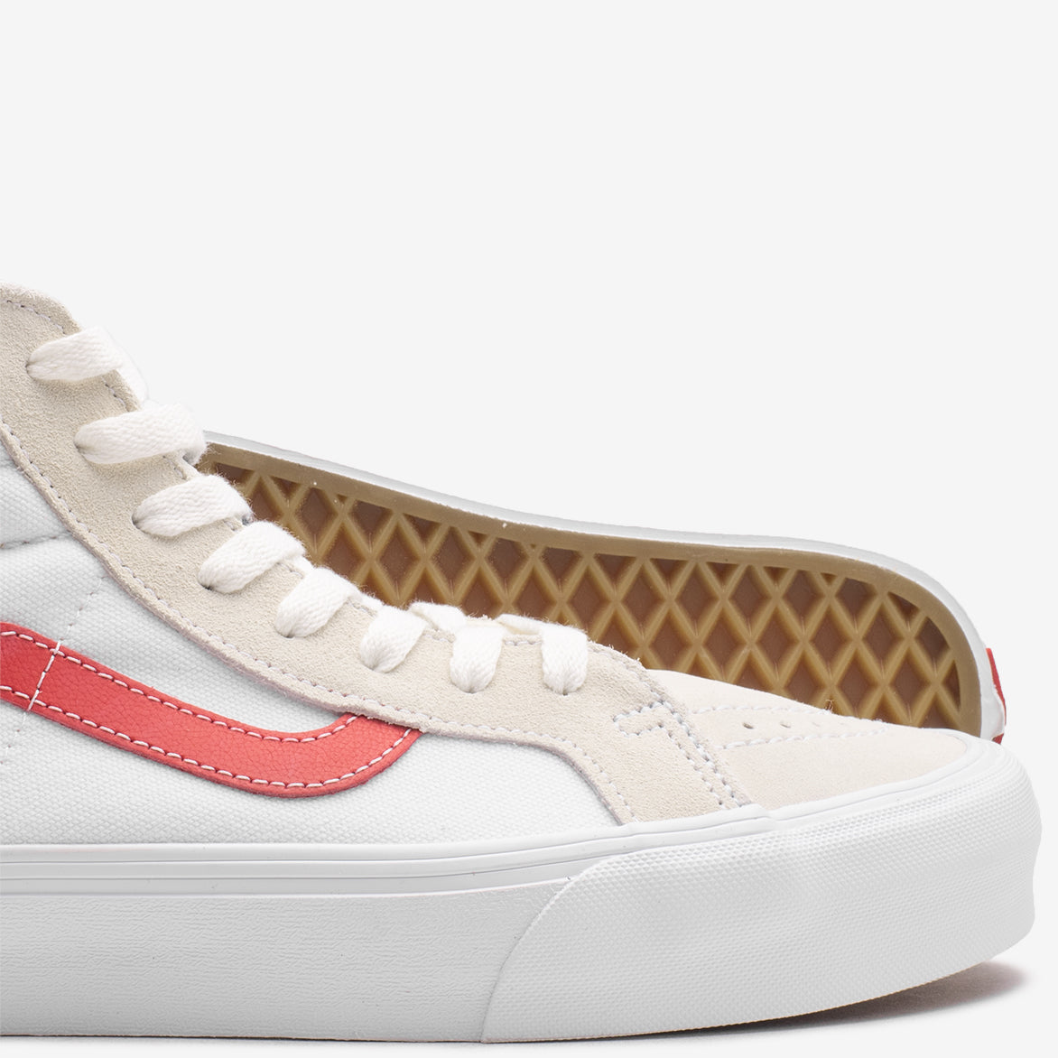 SK8-HI REISSUE - TRUE WHITE / GOJI BERRY
