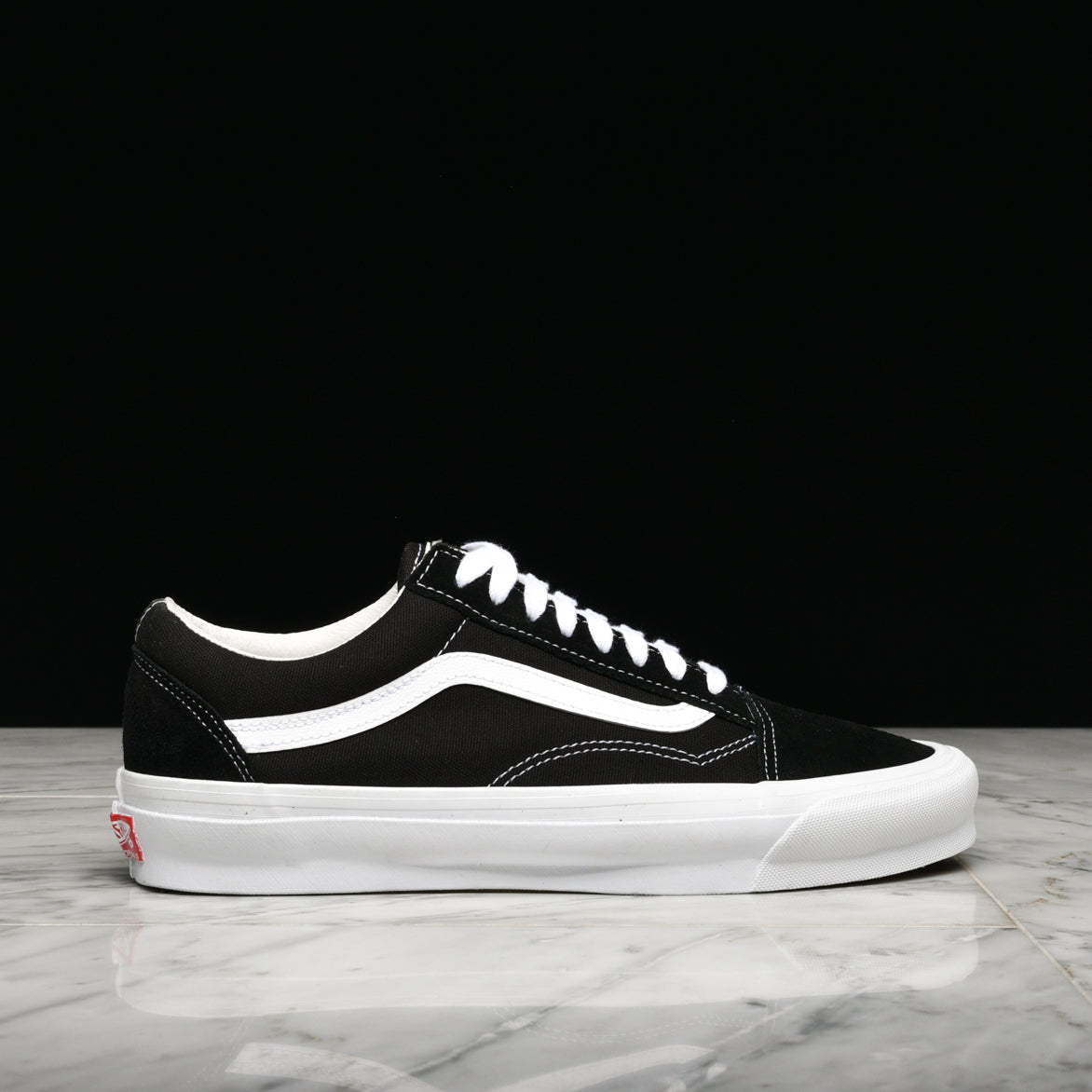Vans vault og old skool lx black white Clearance