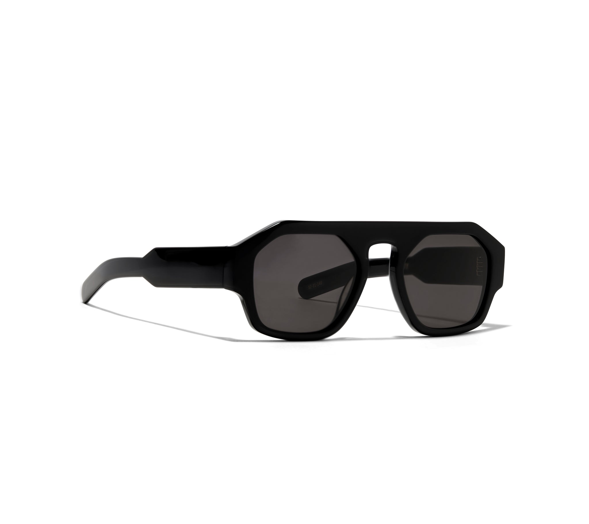 LEFTY - SOLID BLACK/ BLACK LENS